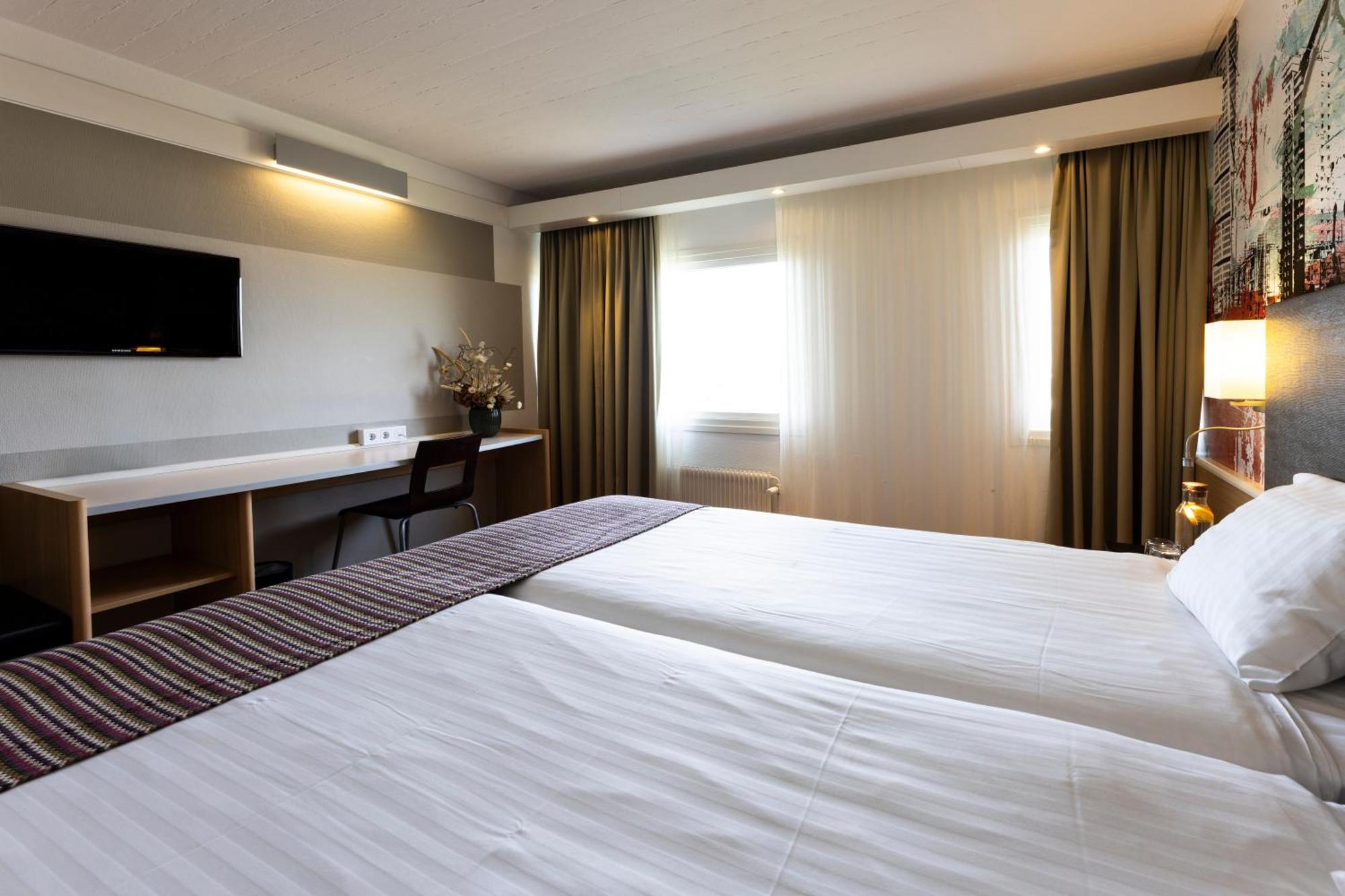 กู๊ดมอนิง + เมลโม Hotel มัลเมอ ภายนอก รูปภาพ
