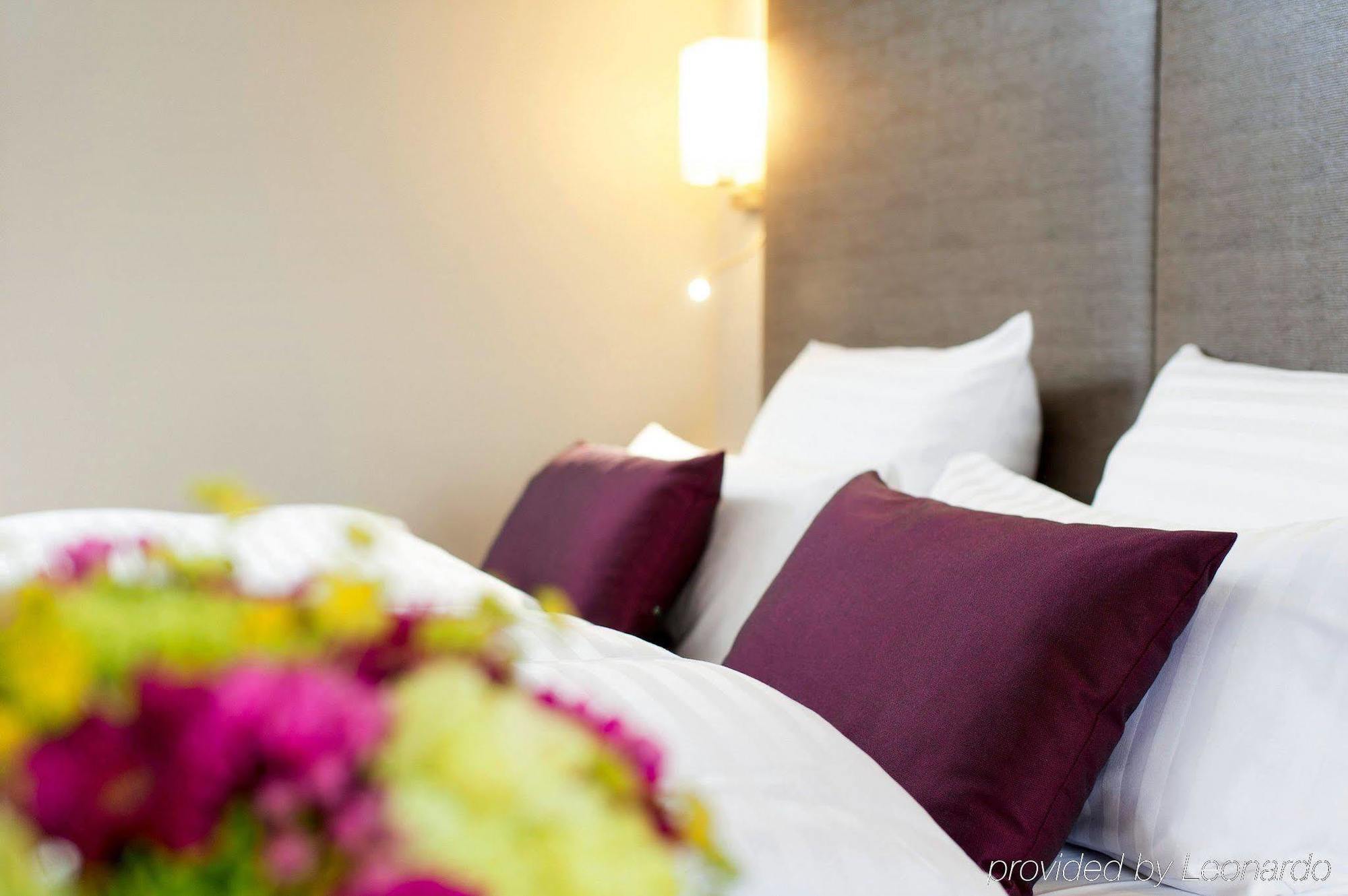 กู๊ดมอนิง + เมลโม Hotel มัลเมอ ภายนอก รูปภาพ